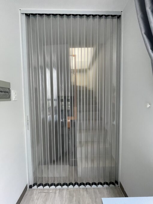 Cửa xếp lá nhựa 9