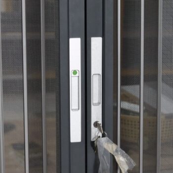 Cửa xếp lá nhôm 3